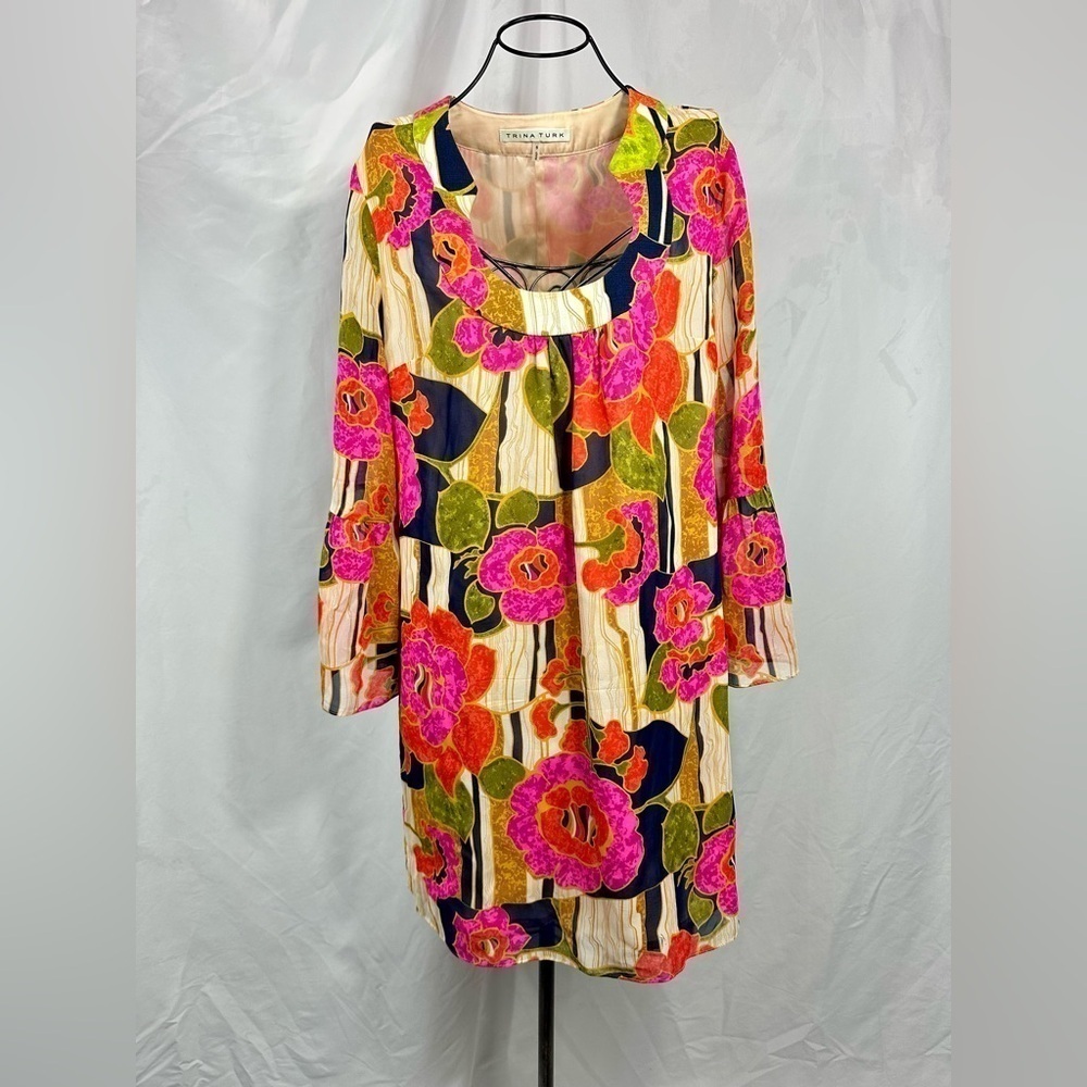 Trina Turk colorful floral 100% silk bell sleeve shift mini dress size 6